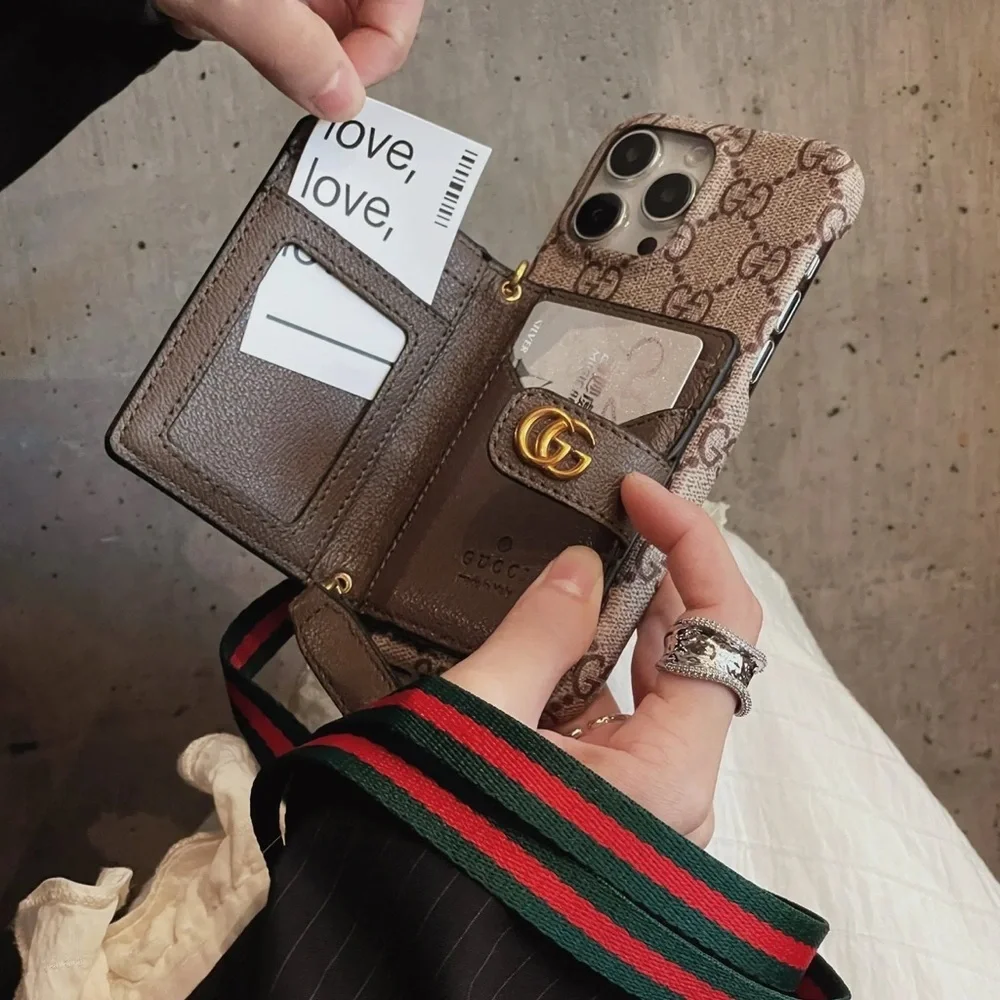 Designer Cellphone Cases and Wallets - Picture 2 of 16